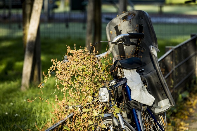 Een achtergelaten fiets