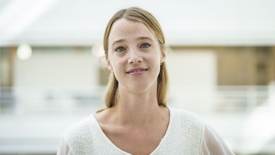Profielfoto van Eline van Halsema, fractievertegenwoordiger Partij voor de Dieren (foto: Martijn Beekman)