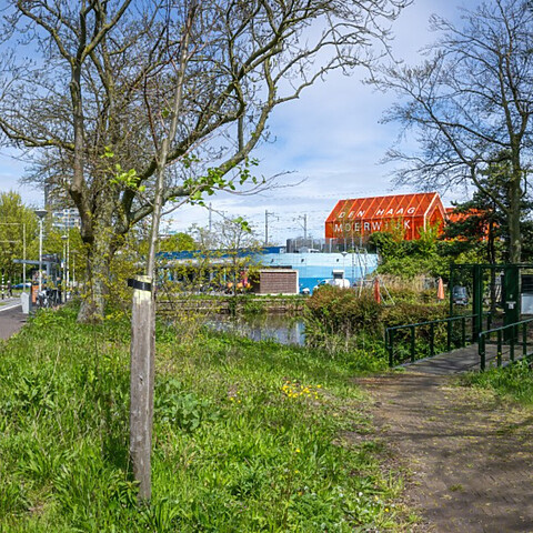 Station Moerwijk en pannenkoekenhuis