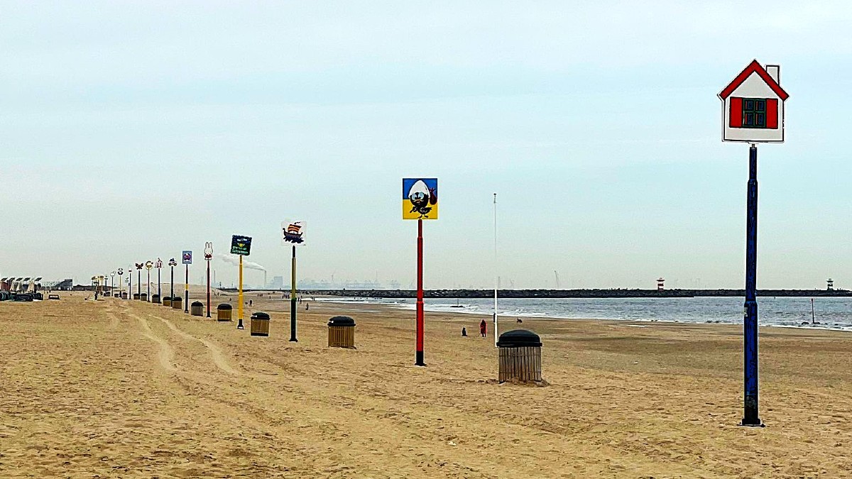 Nijntjepalen op het strand van Scheveningen en Kijkduin.