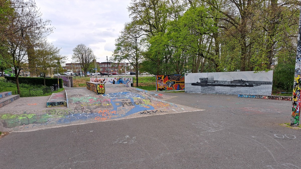 Het skatepark in het Zuiderpark.