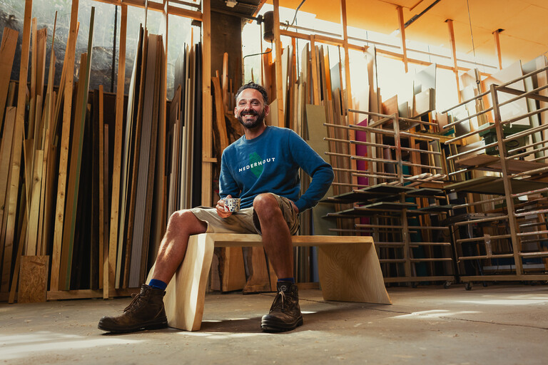 Mannou van meubelbedrijf Nederhout