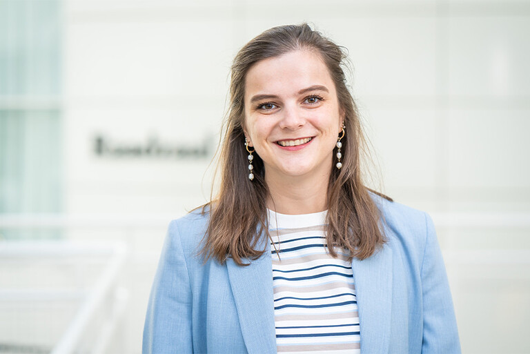 Portret van Lotte Langley