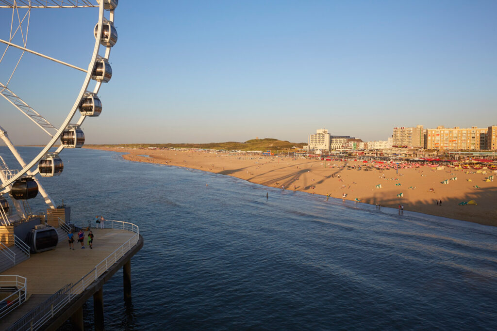 Scheveningen beach (photo: Martijn Beekman)